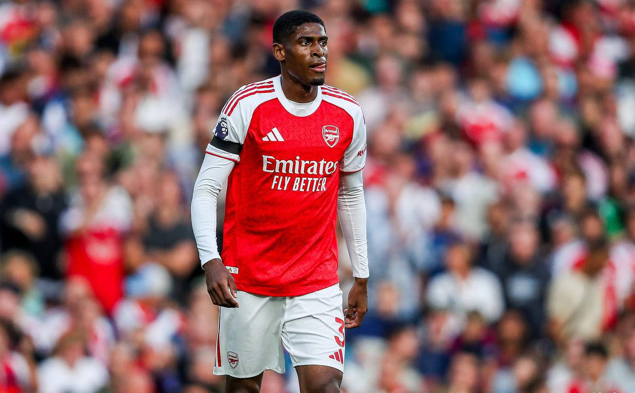 足的担忧, 驾齐驱 足的担忧, 驾齐驱