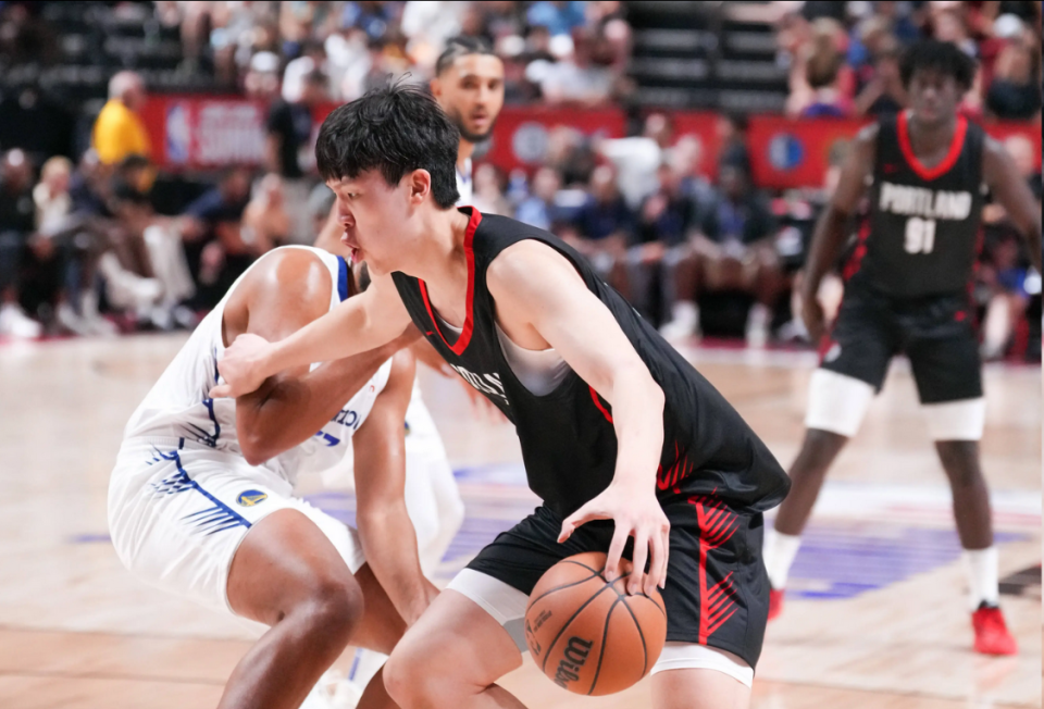 篮下吃饼, 那么教练给, inews